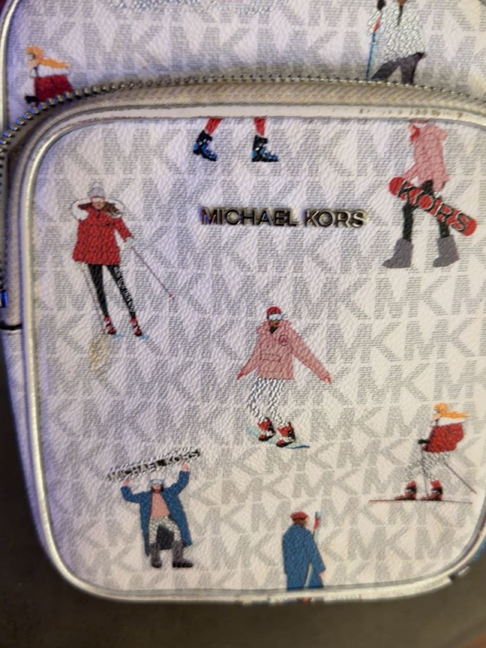 Michael Kors Beige Quilted Lined Crossbody Interior